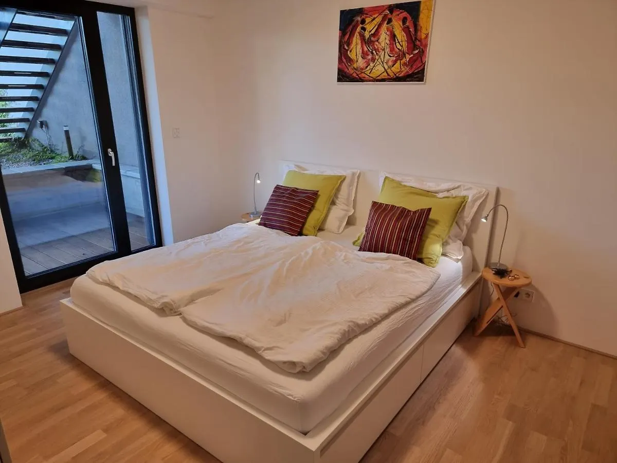 Apartment Quiet 1-Bedroom In A Basement Of New Villa Prague Czech Republic